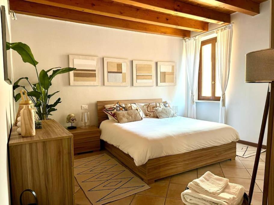 Appartamento Santa Maria Desenzano del Garda Exterior photo